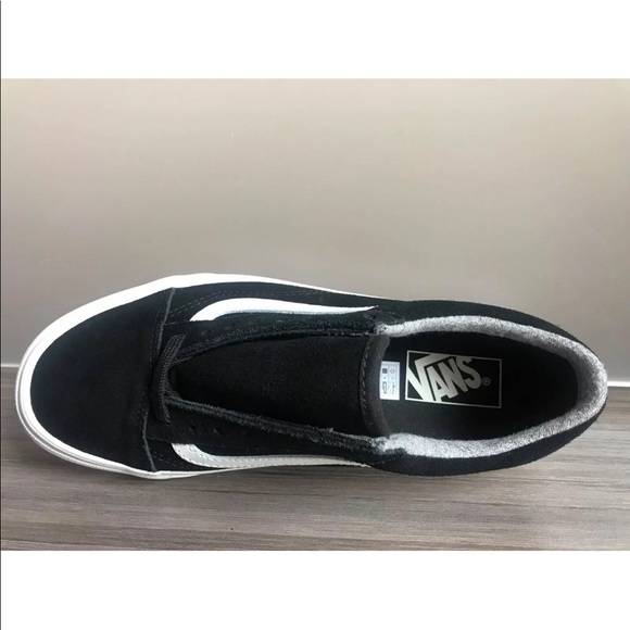 Vans Women’s Old Skool Varsity Suede Skate Shoes - Picture 7 of 8